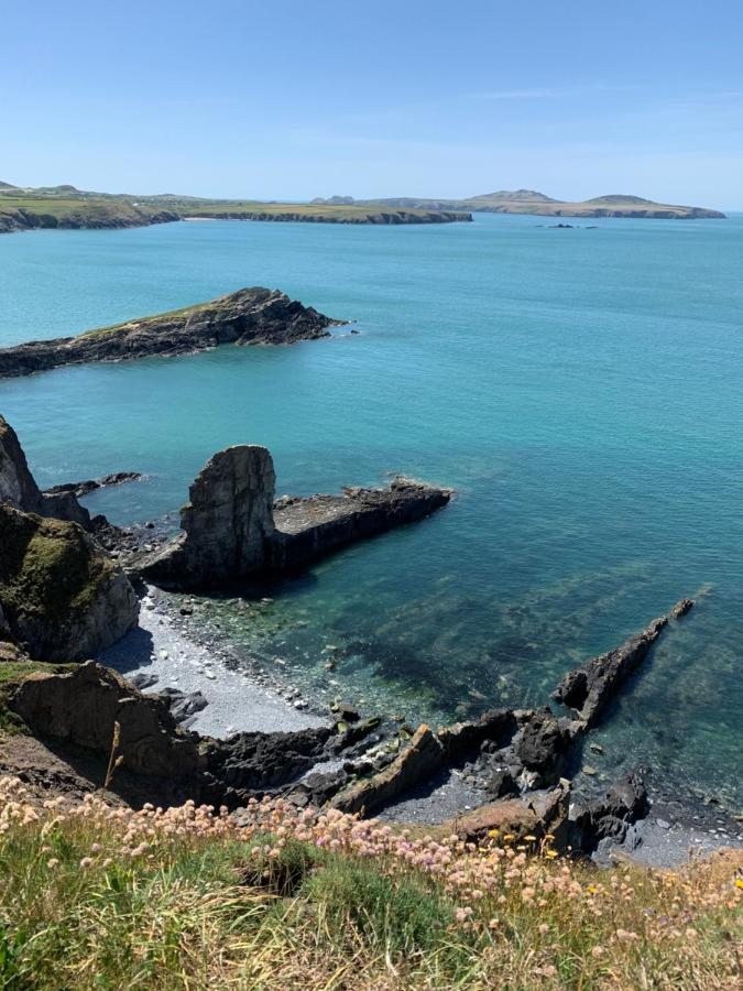Craig-Y-Mor Suites With Sea Views Whitesands St Davids 외부 사진